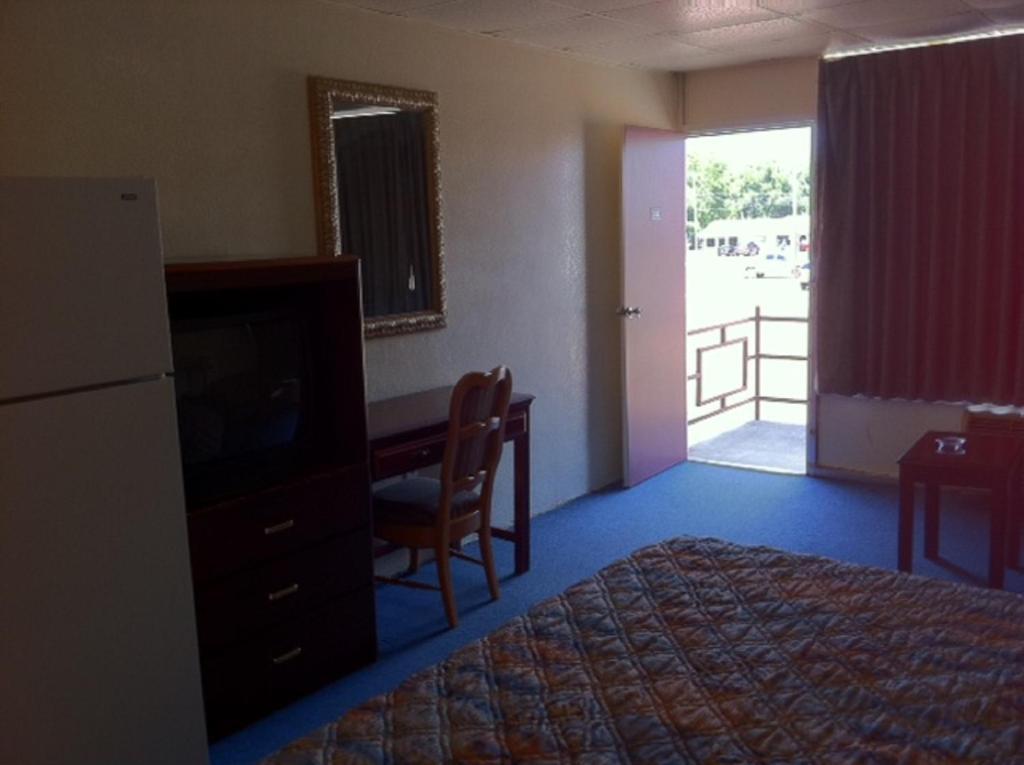 Kings Inn Valliant Номер фото