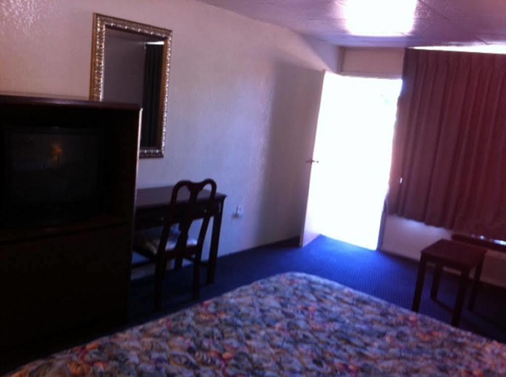 Kings Inn Valliant Экстерьер фото